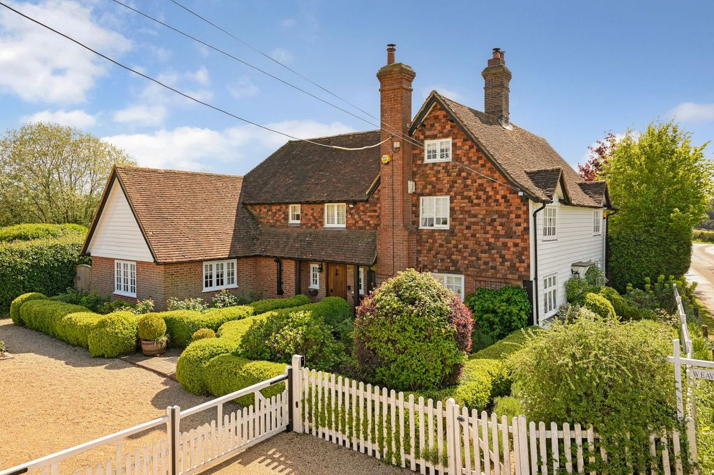 Property photo 1 of 32