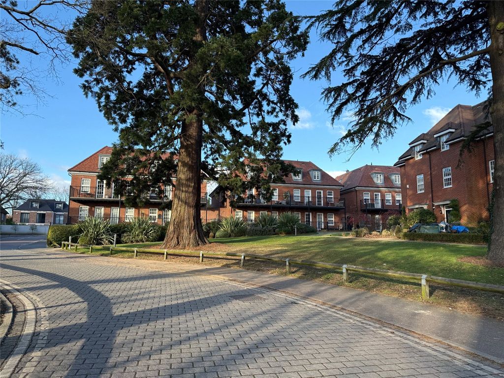 Property photo 1 of 20 Picture No. 01