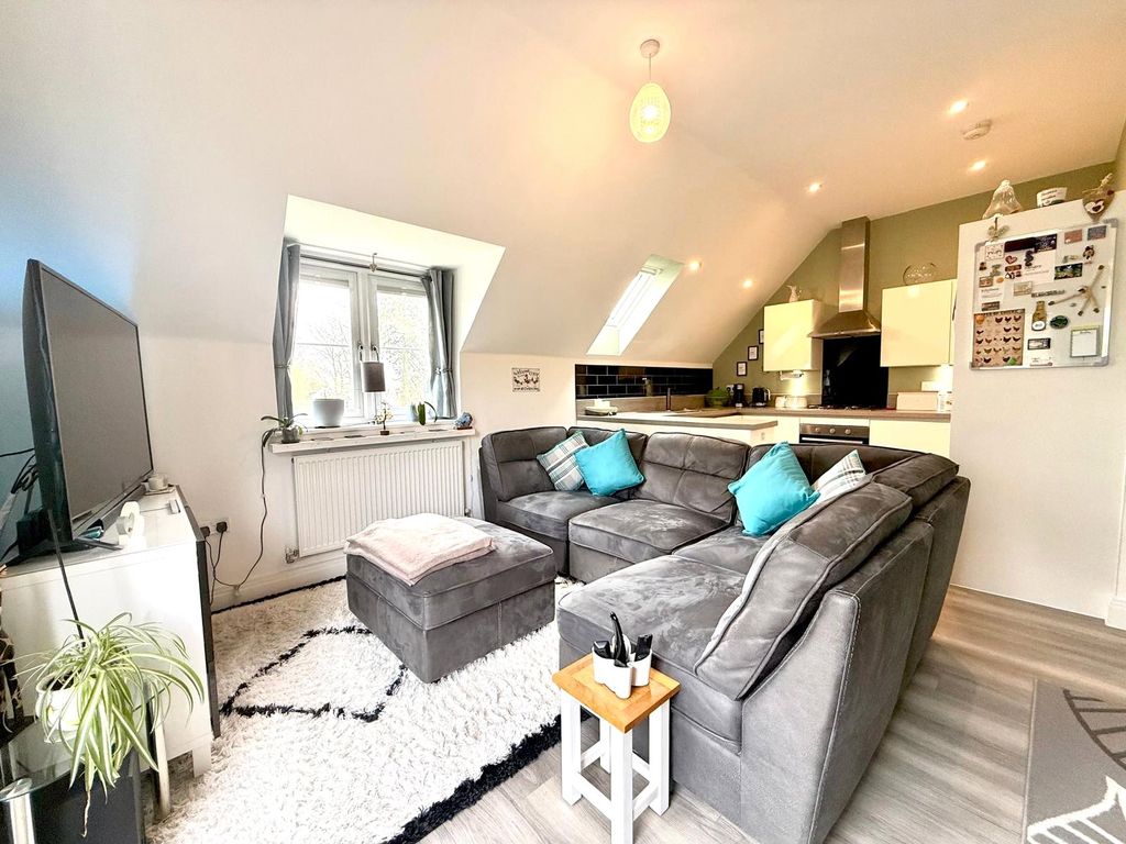 Property photo 2 of 25 Picture No. 09