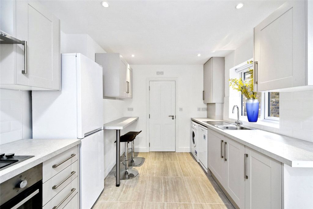 Property photo 2 of 11 Picture No. 07