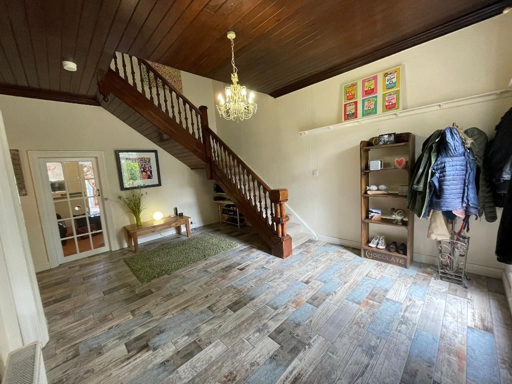 Property photo 2 of 27 Reception Hall