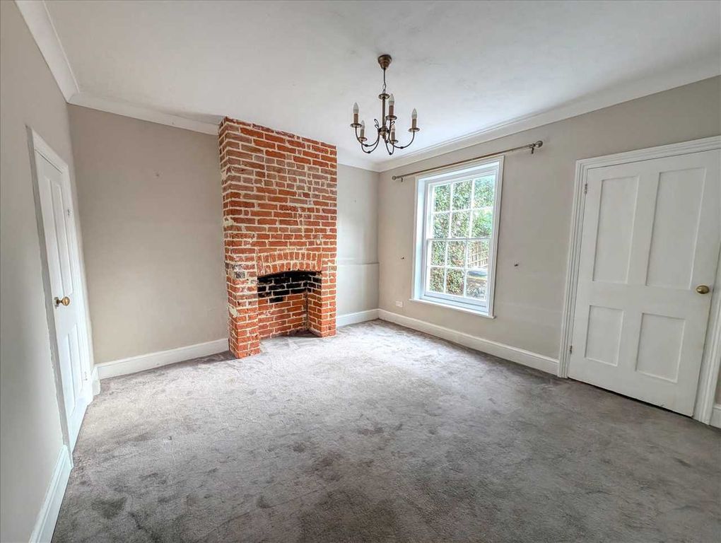 Property photo 3 of 15 Dining Room