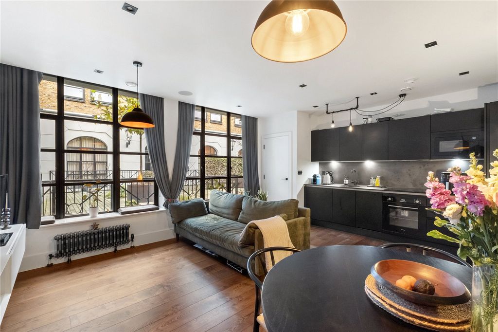 Property photo 1 of 22 Picture No. 06