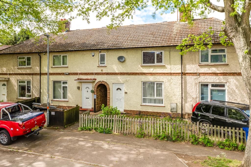 Property photo 1 of 26 16 Oak Road, Kettering-6.Jpg