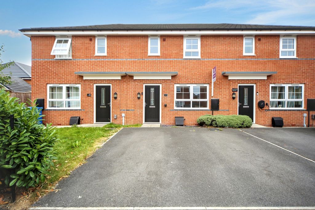 Property photo 1 of 17