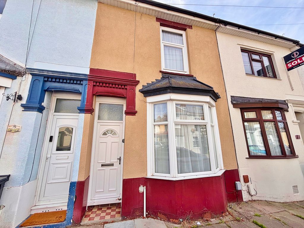 Property photo 1 of 11