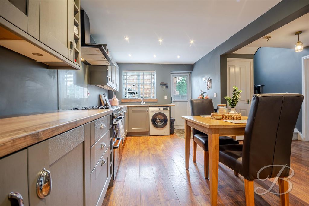 Property photo 3 of 40 Ccltd-8.Jpg