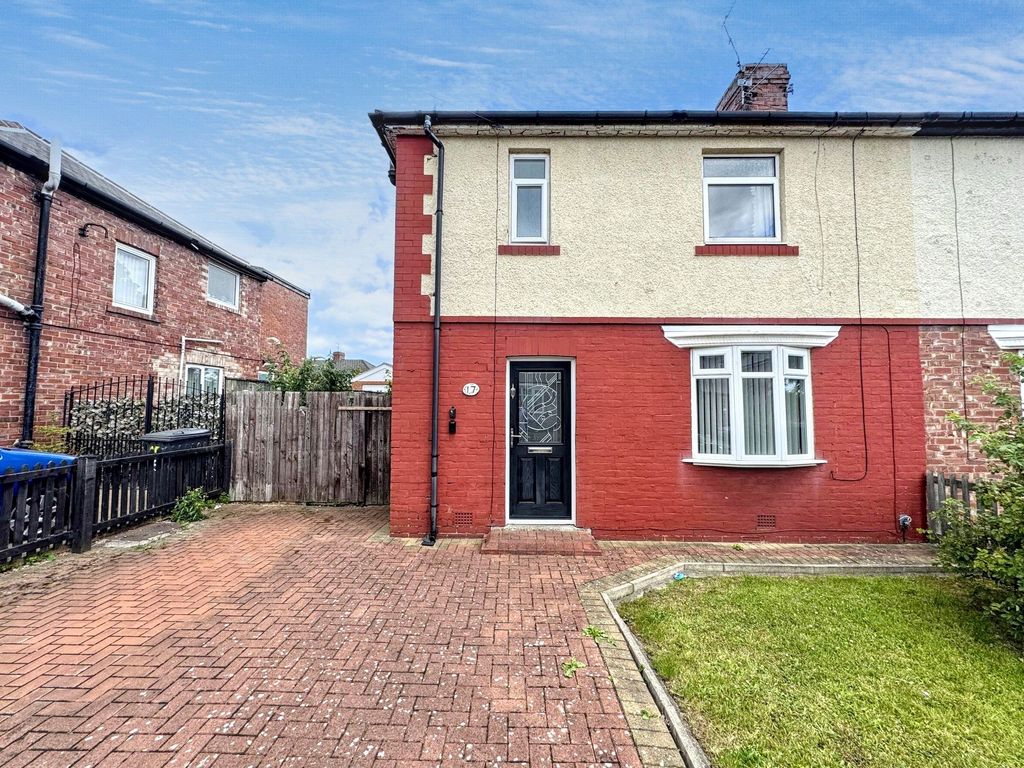 Property photo 1 of 18