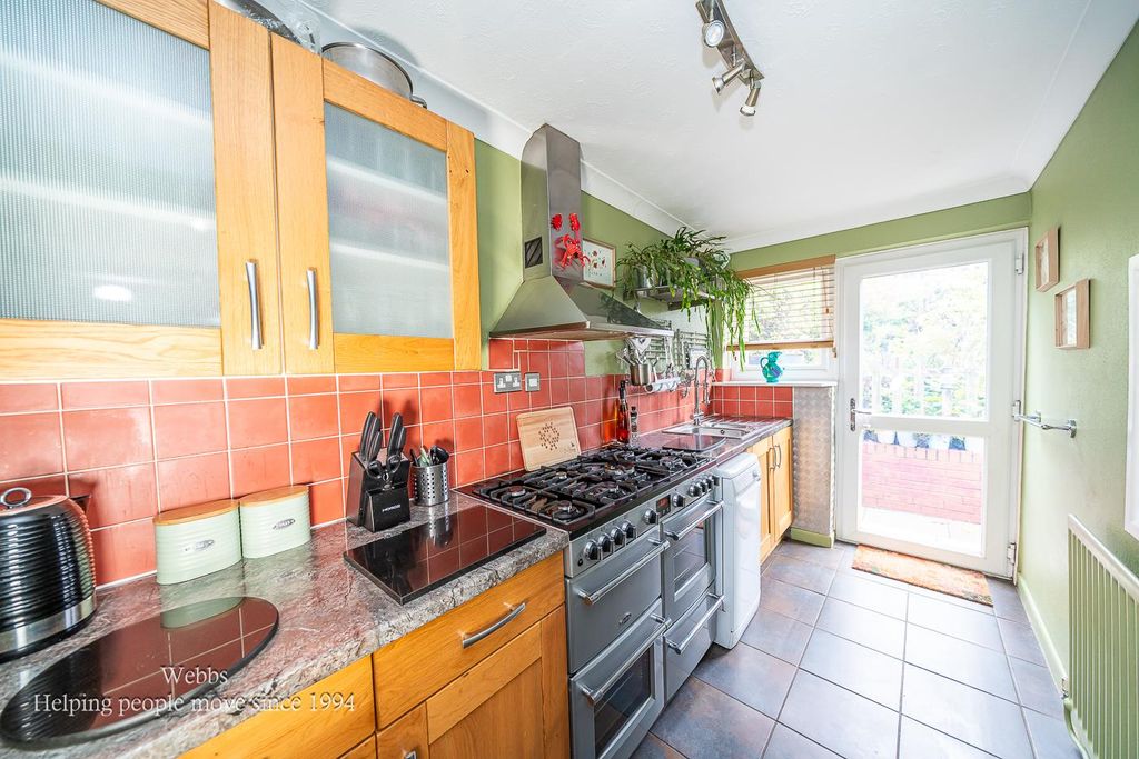 Property photo 3 of 34 Dsc02772.Jpg