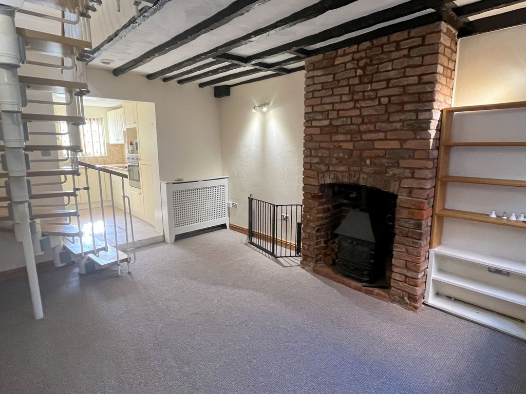 Property photo 3 of 11 Gallery