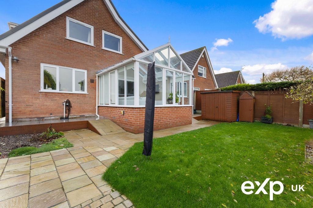 Property photo 3 of 38