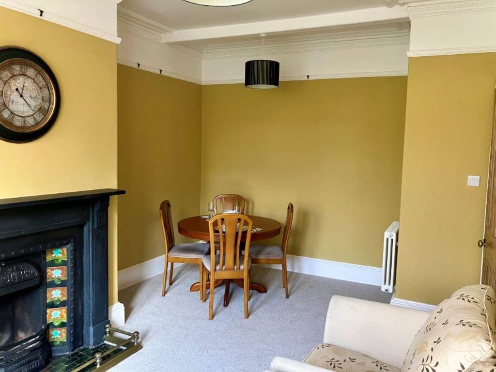 Property photo 3 of 9 Img_9002