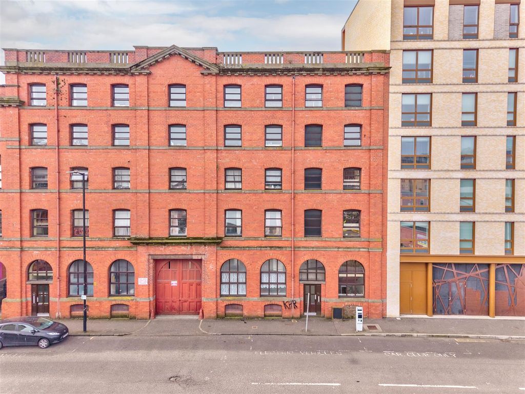 Property photo 1 of 13 31D Bissetts Bond Trades Lane Dundee-2.Jpg