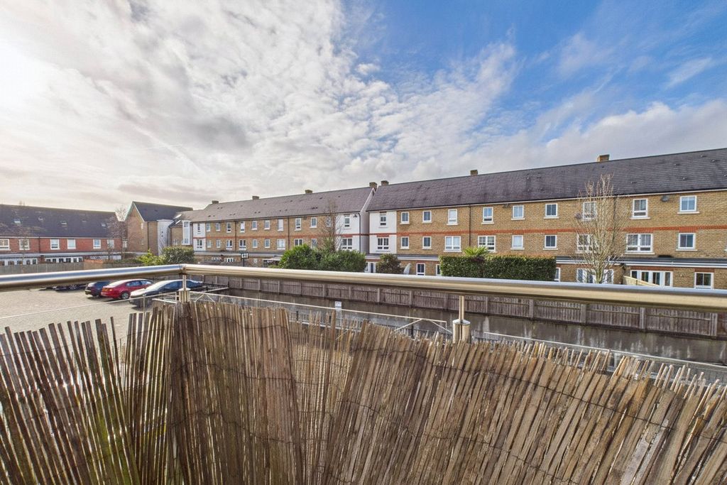 Property photo 3 of 7 Picture No. 19