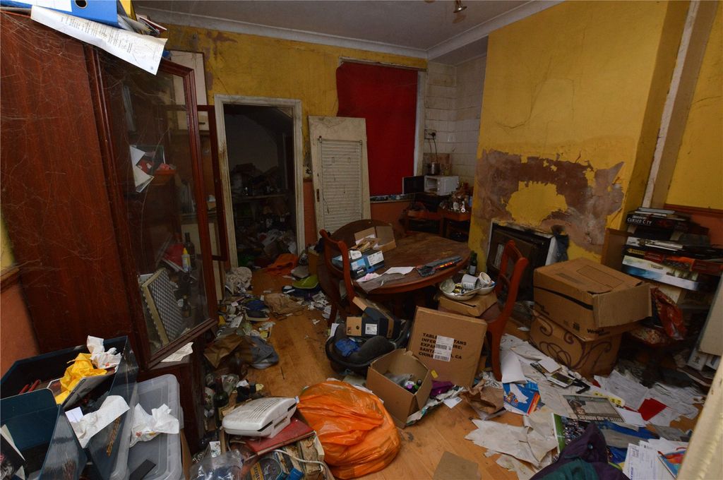 Property photo 3 of 9 Picture No. 04