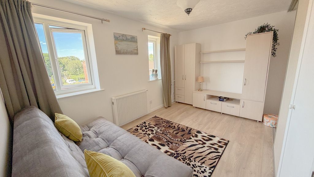 Property photo 2 of 18 Not Specified