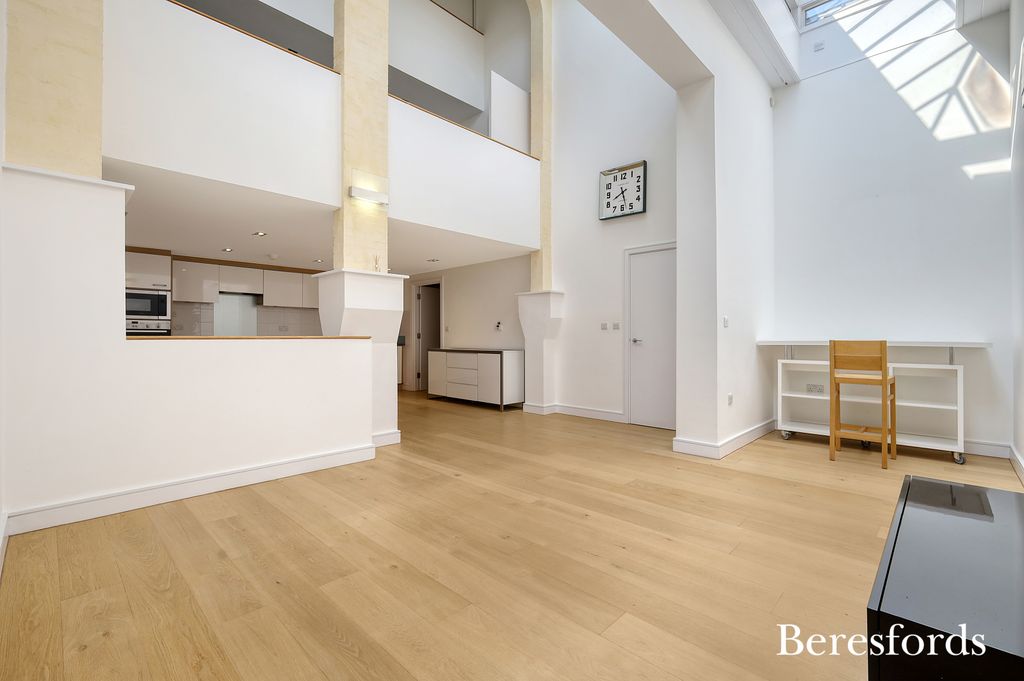Property photo 1 of 18 Picture No. 05