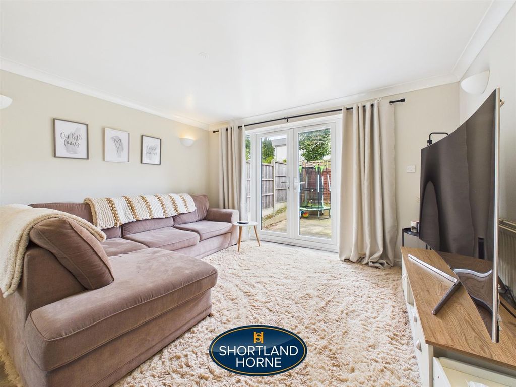 Property photo 3 of 15 Living Room