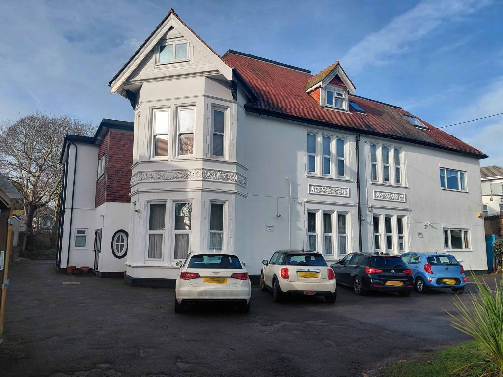 Property photo 1 of 13