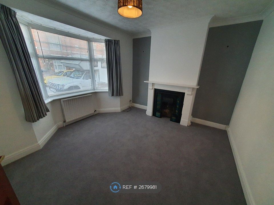 Property photo 3 of 17 Front Room With Bay Window