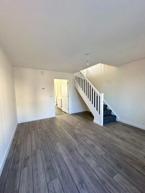 Property photo 3 of 17 Picture No. 12