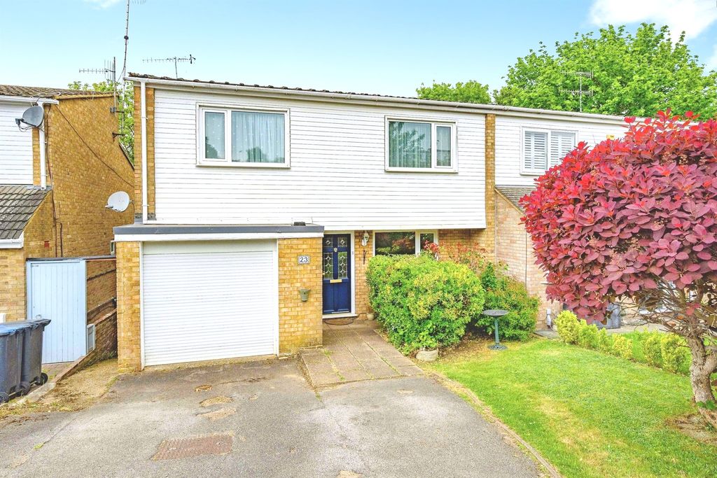 Property photo 2 of 17