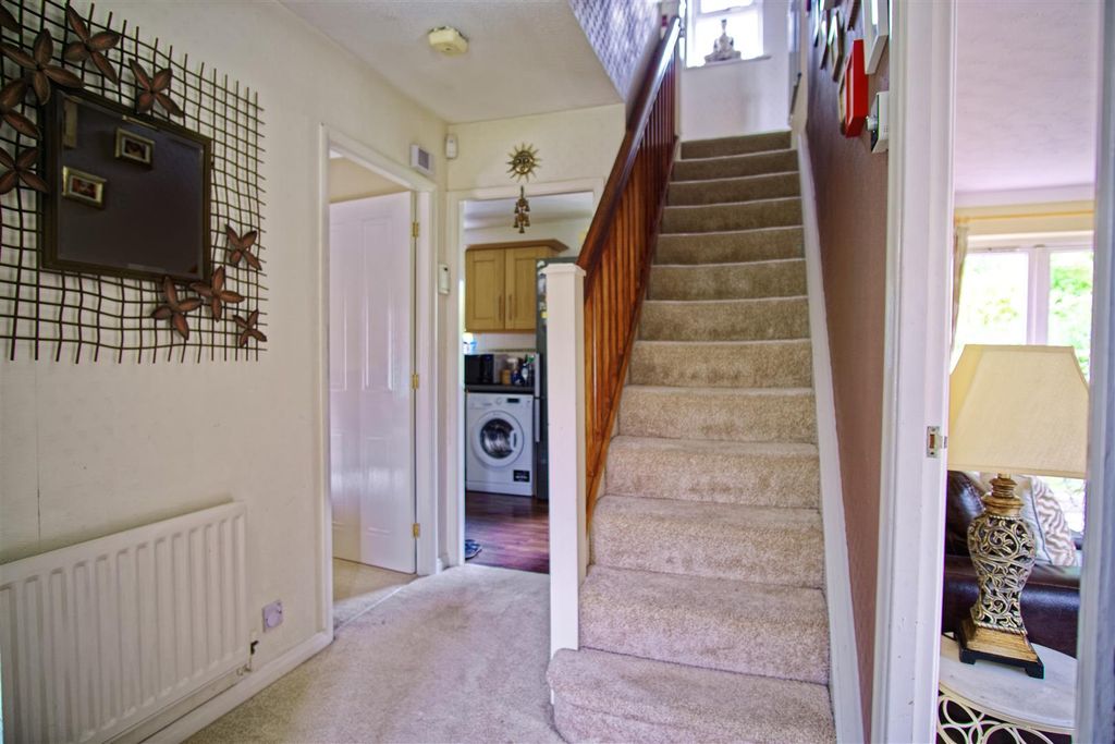 Property photo 3 of 17