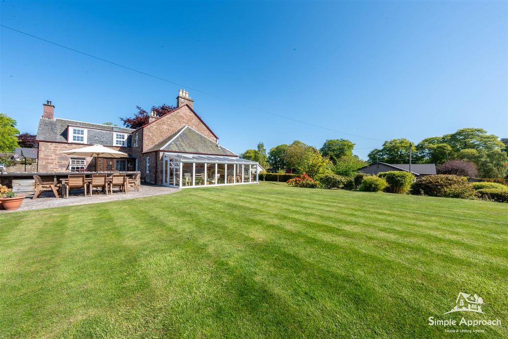 Property photo 2 of 56 4