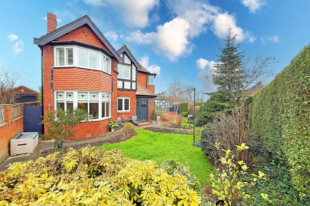 Property photo 3 of 25