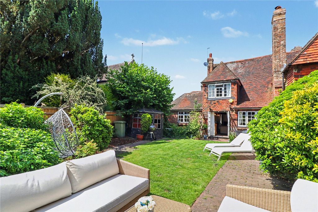 Property photo 1 of 19 Front