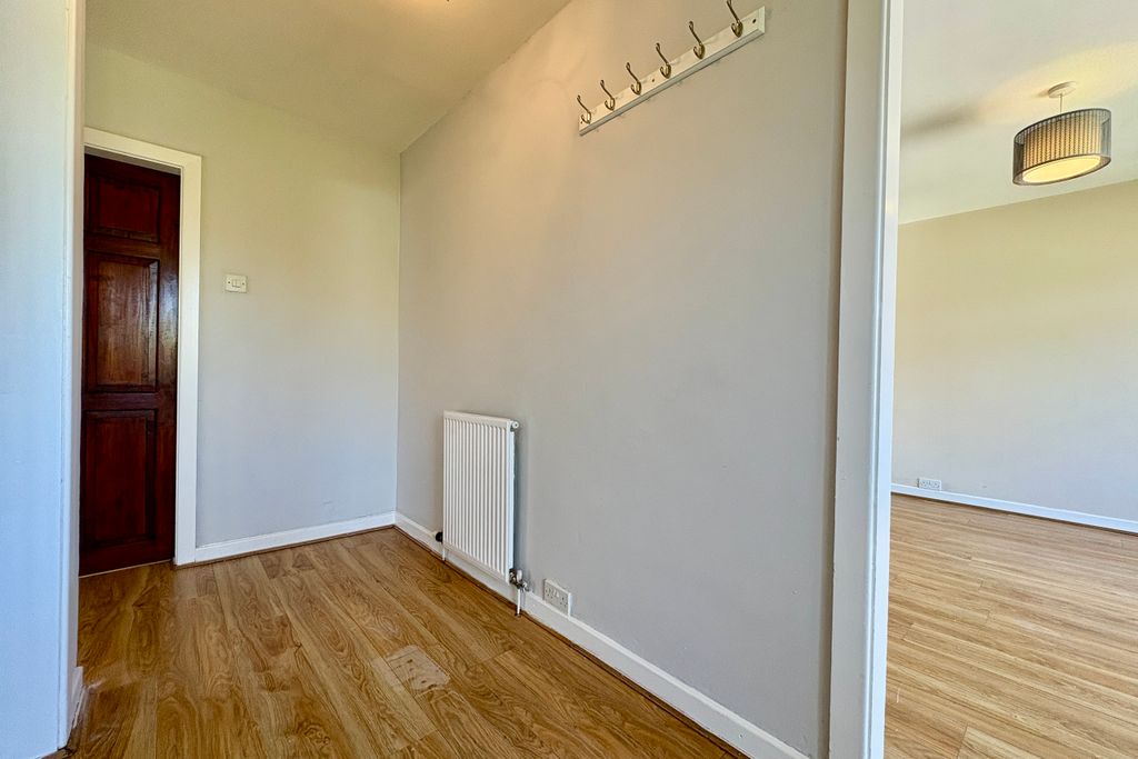 Property photo 2 of 12 Img_2752