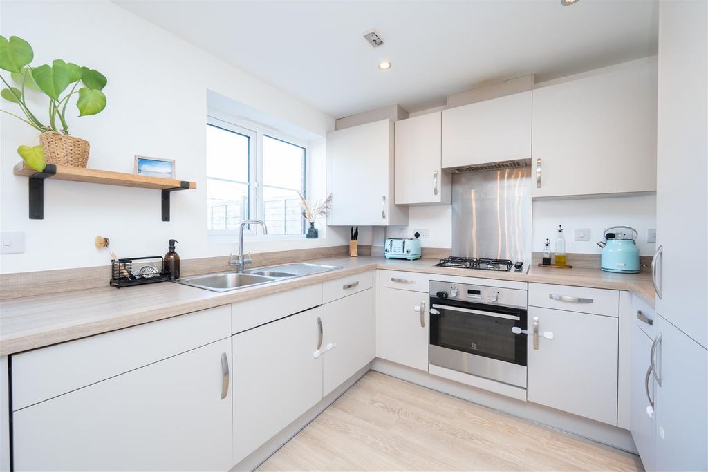 Property photo 2 of 22 Ajt_0949.Jpg