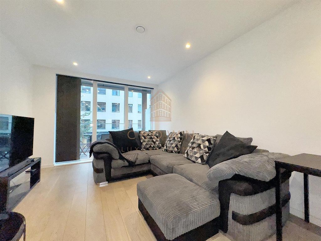 Property photo 1 of 14 Brandon House, 36-12.Jpg