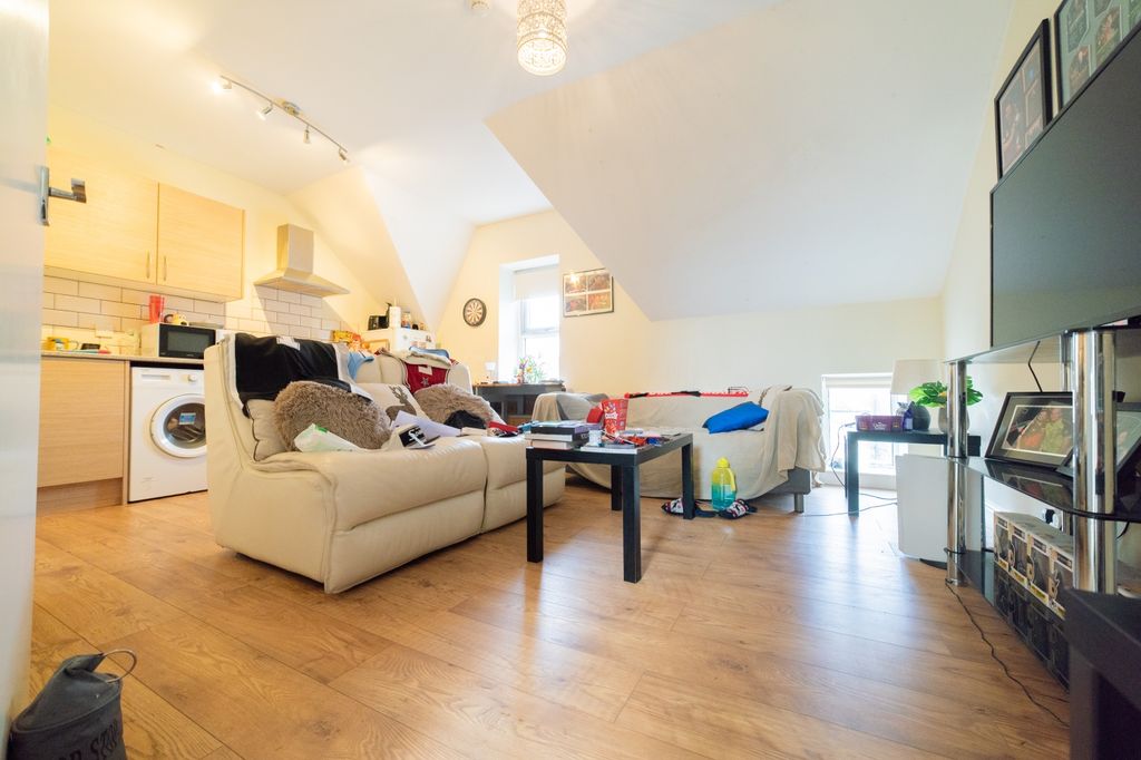 Additional image 10 of 5 bed block of flats for saleConnaught Road, Roath CF24