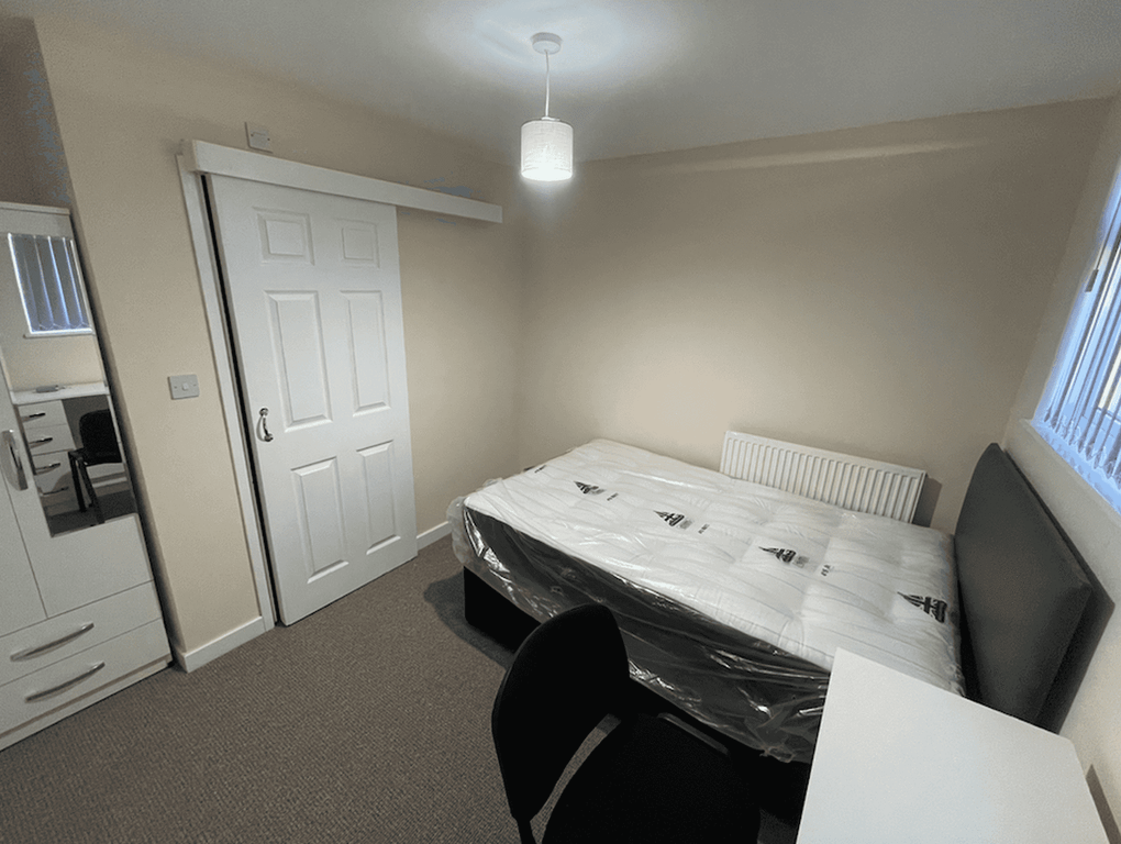 Property photo 2 of 6