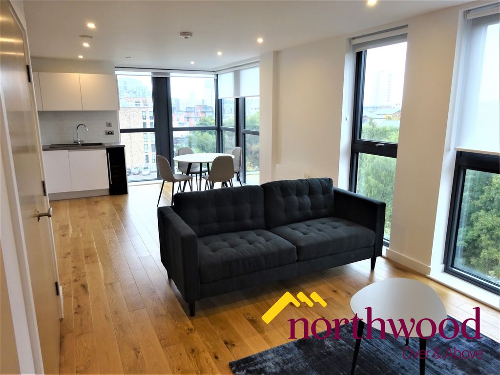 Property photo 3 of 19