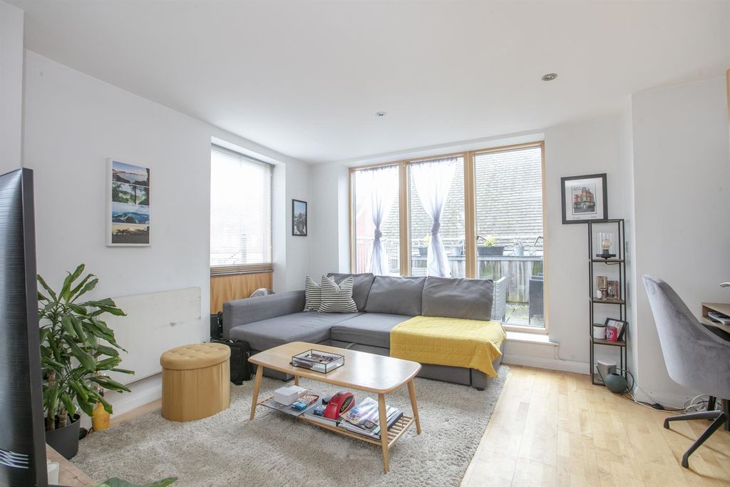 Property photo 3 of 15 3Y6A6082.Jpg