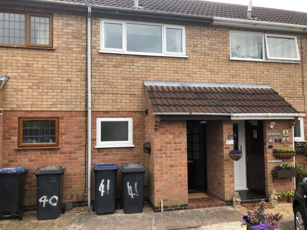 Property photo 1 of 6 Woodbank, Burbage