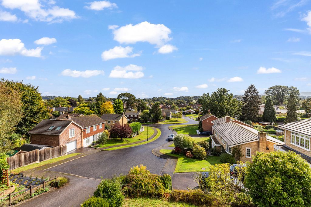 Property photo 2 of 16