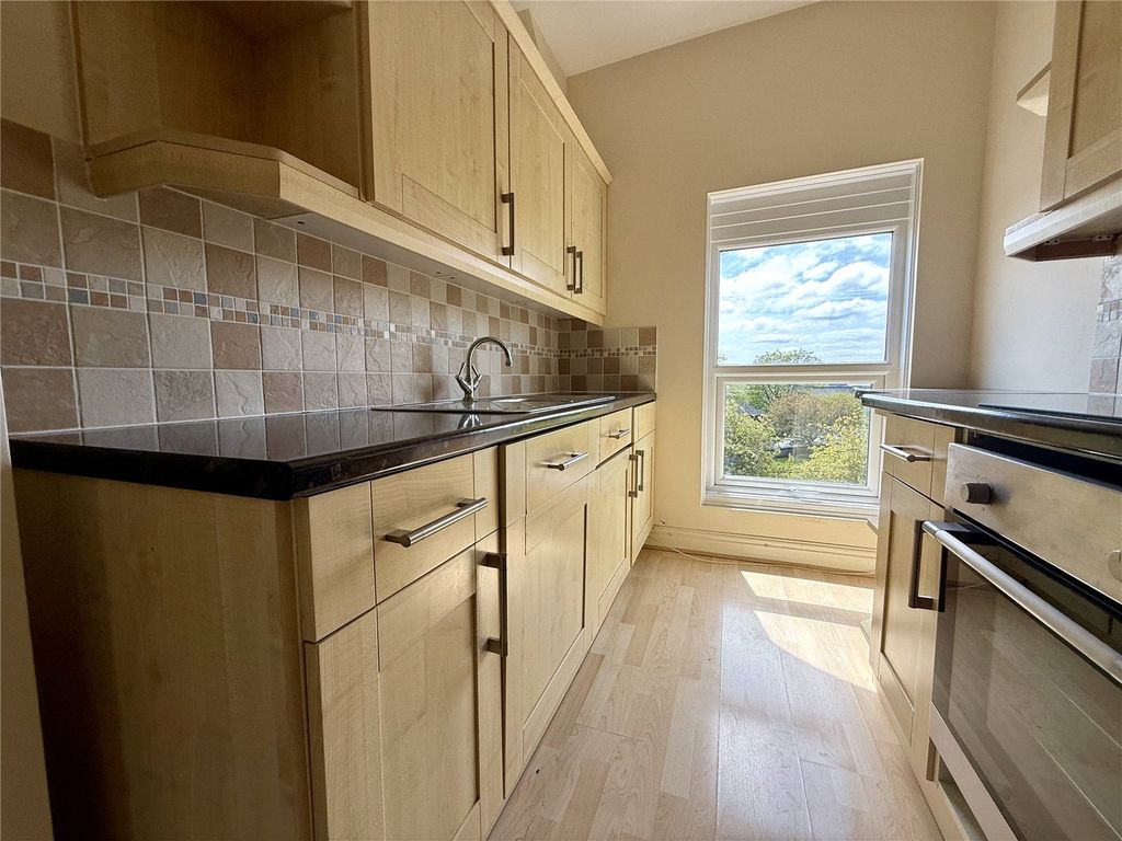 Property photo 3 of 15 Kitchen