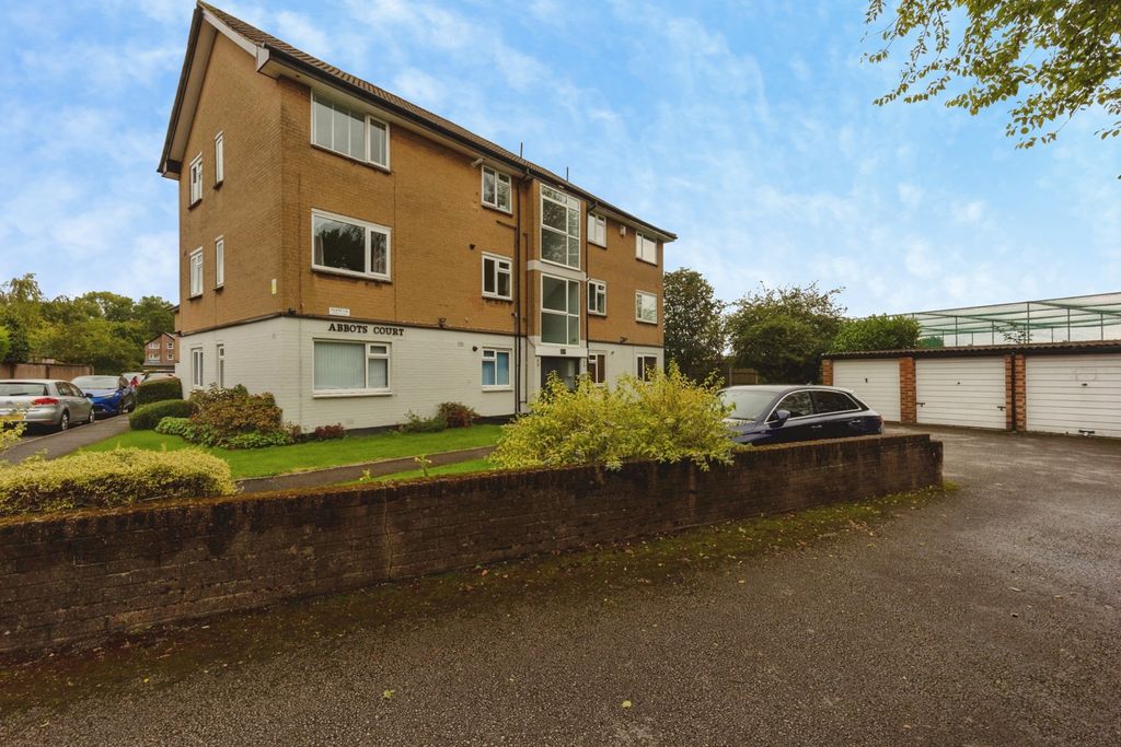 Property photo 1 of 18 Pbox-Img.Jpg