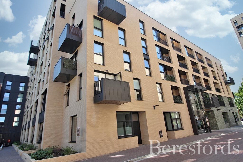 Property photo 1 of 9 Front