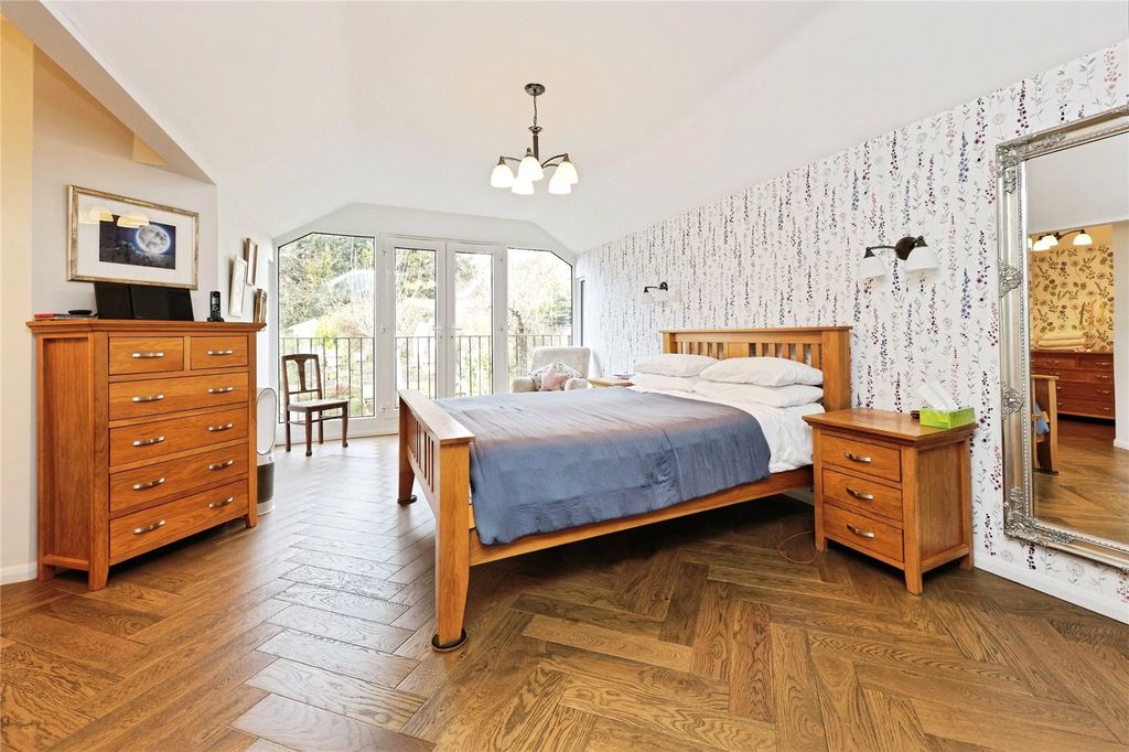 Property photo 3 of 24 Picture No. 39