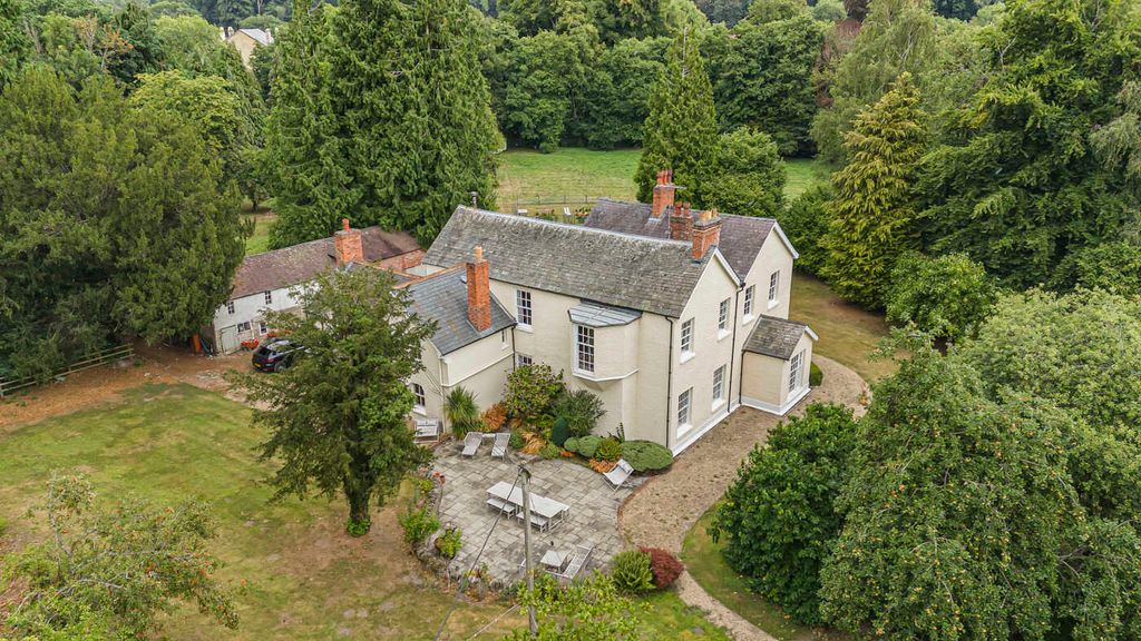 Property photo 1 of 33 37_618631