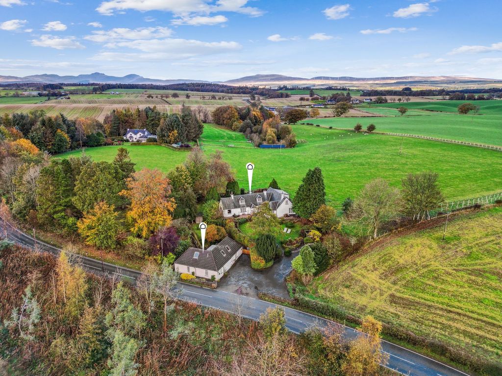 Property photo 1 of 40