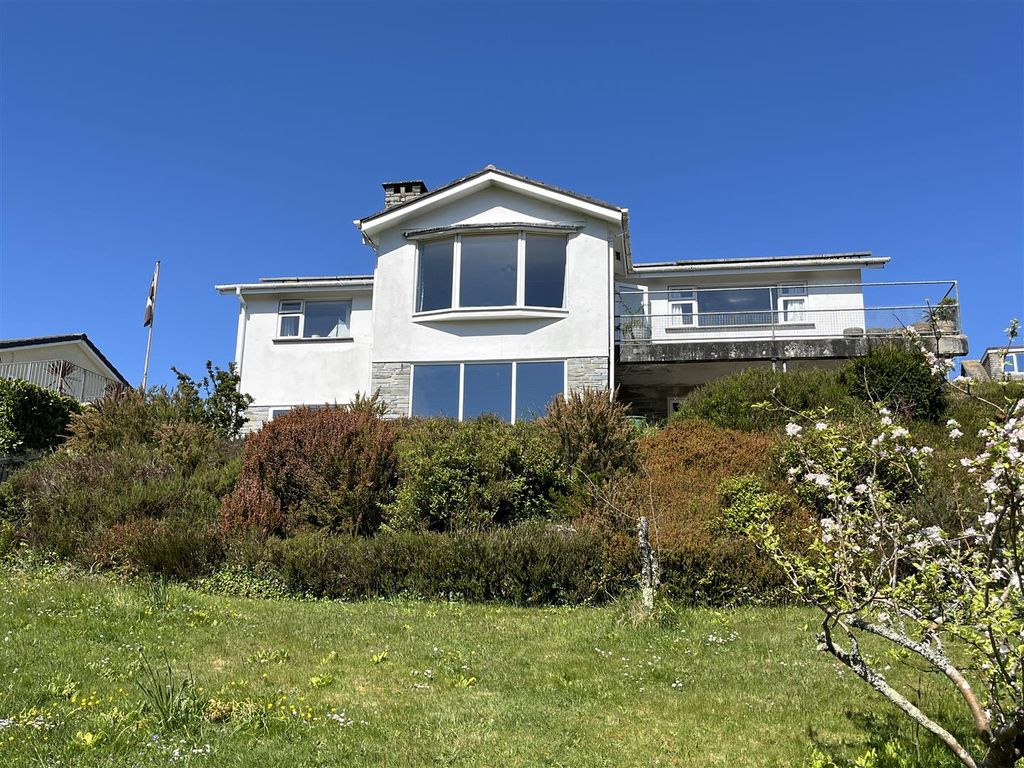 Property photo 1 of 23 Front.Jpg