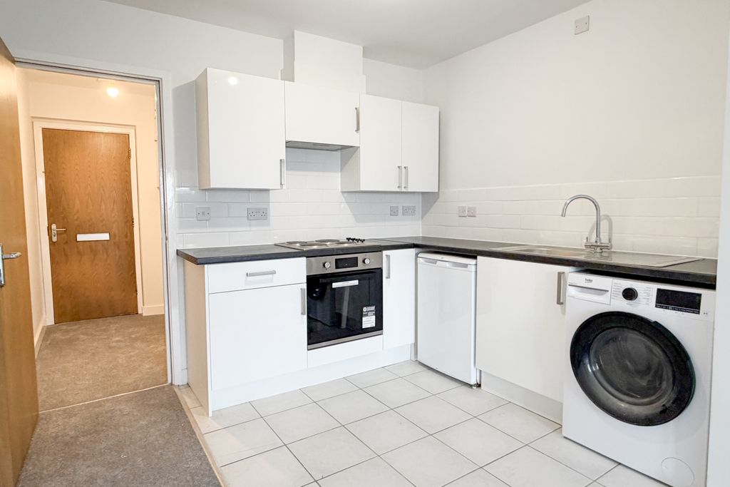 Property photo 2 of 6 2