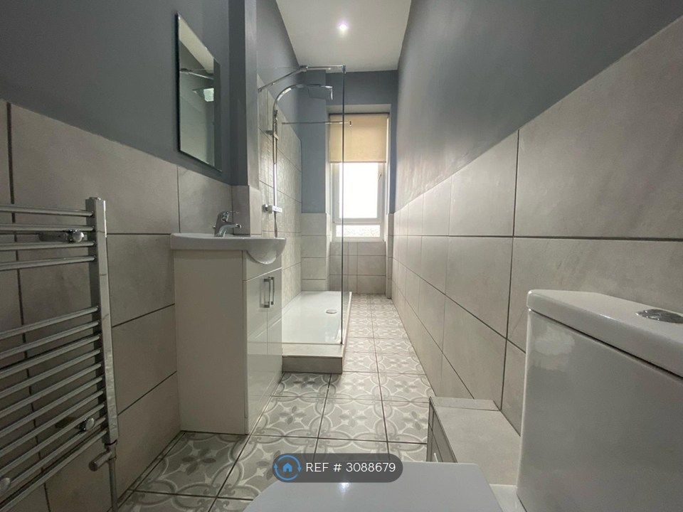 Property photo 3 of 8 Shower Room