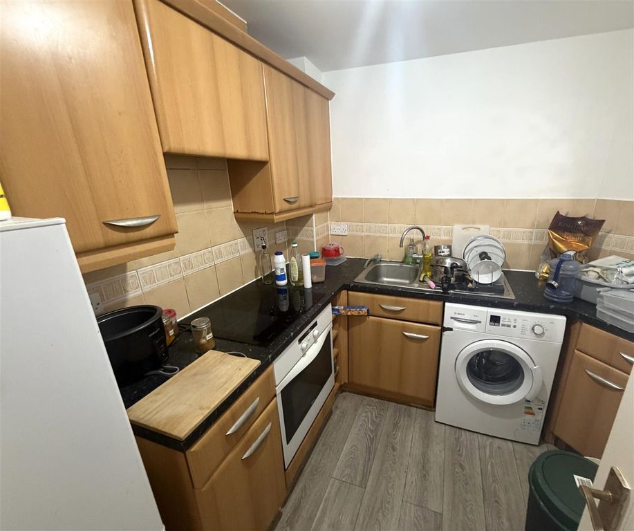 Property photo 3 of 7 Be3.Jpeg