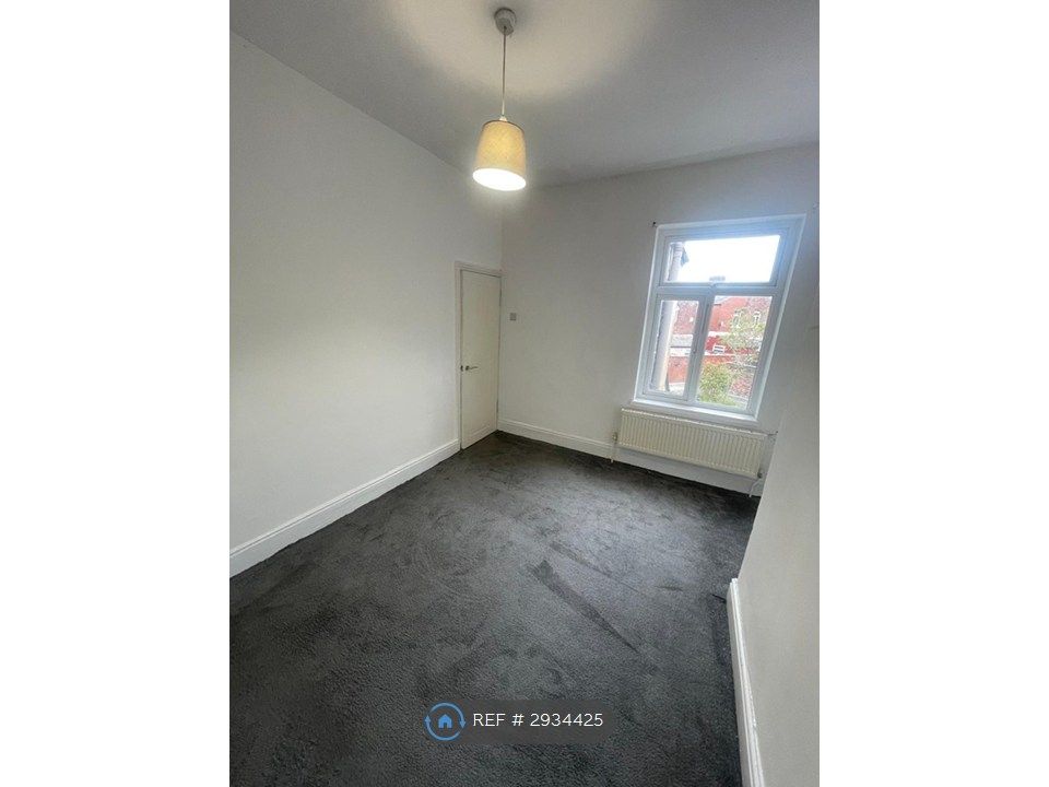 Property photo 3 of 4